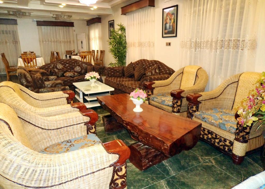 Hotel Sahara Mandalay Exteriör bild