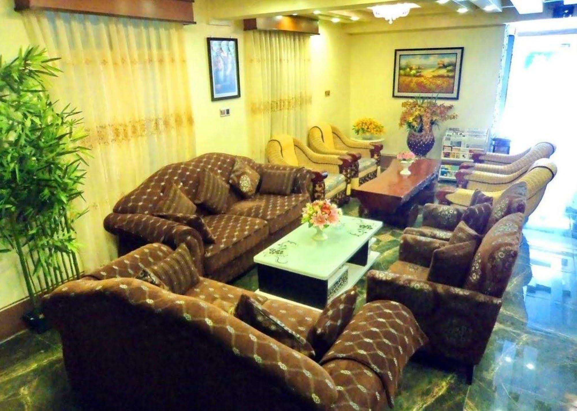 Hotel Sahara Mandalay Exteriör bild