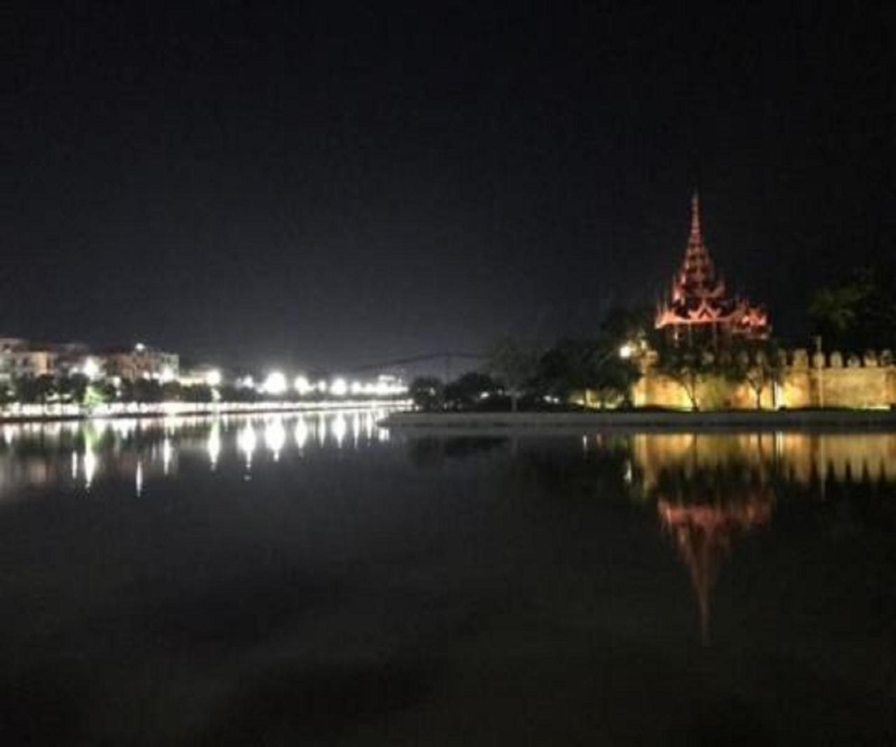 Hotel Sahara Mandalay Exteriör bild